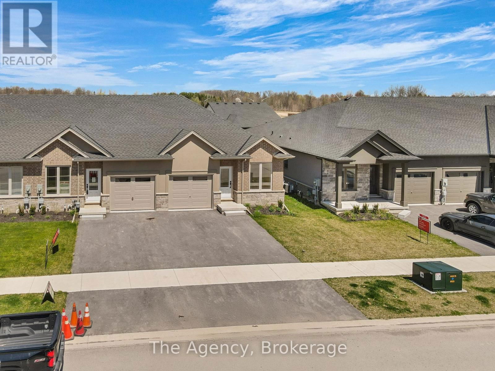 21 AUSTIN DRIVE Image 31