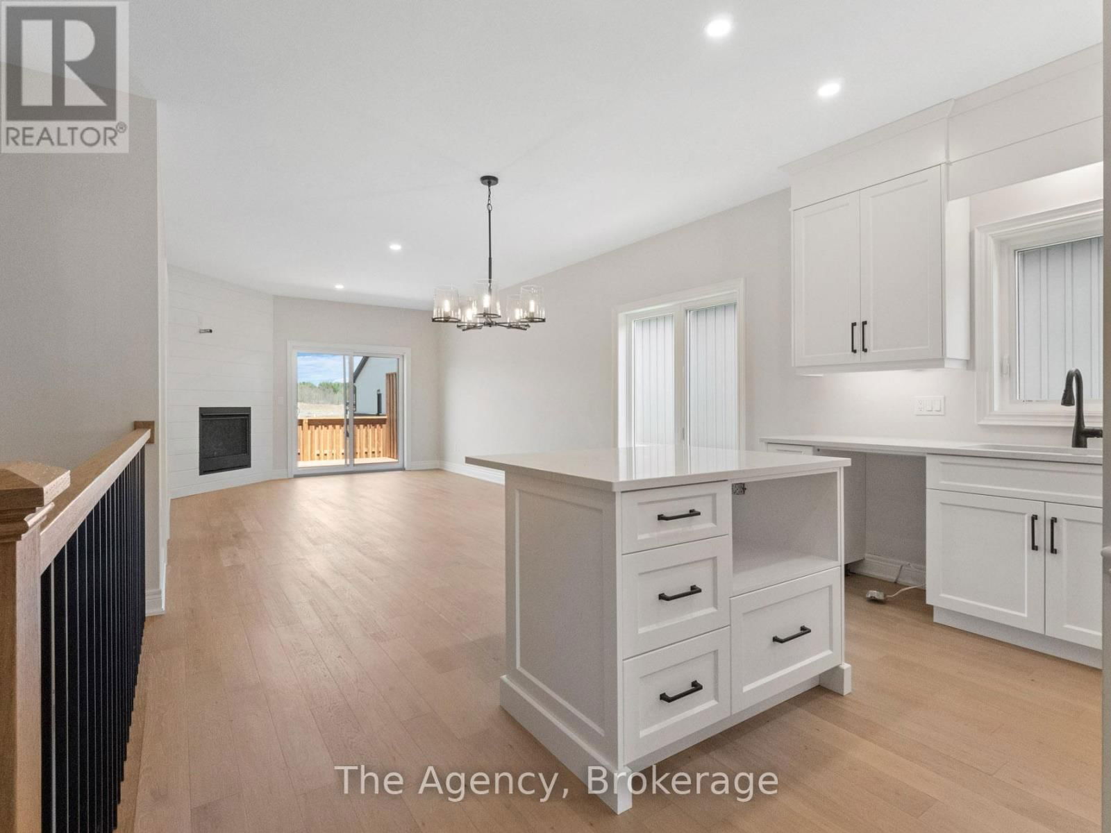 21 AUSTIN DRIVE Image 9