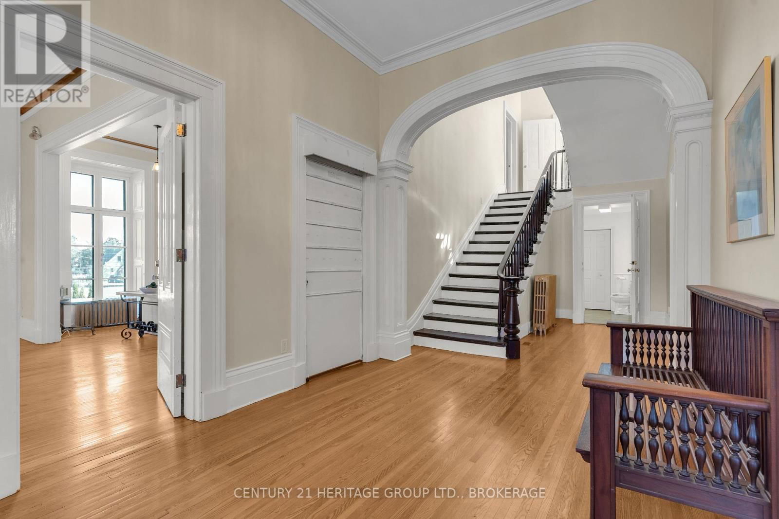 389 KING STREET EAST Image 10