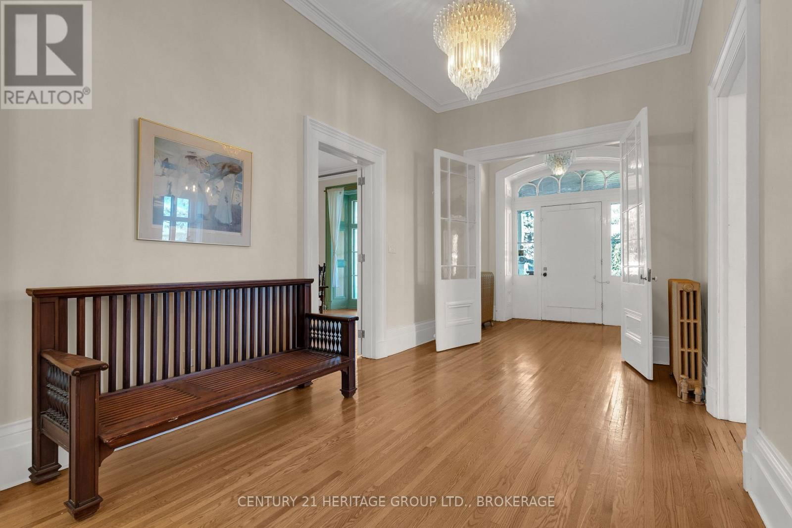 389 KING STREET EAST Image 16
