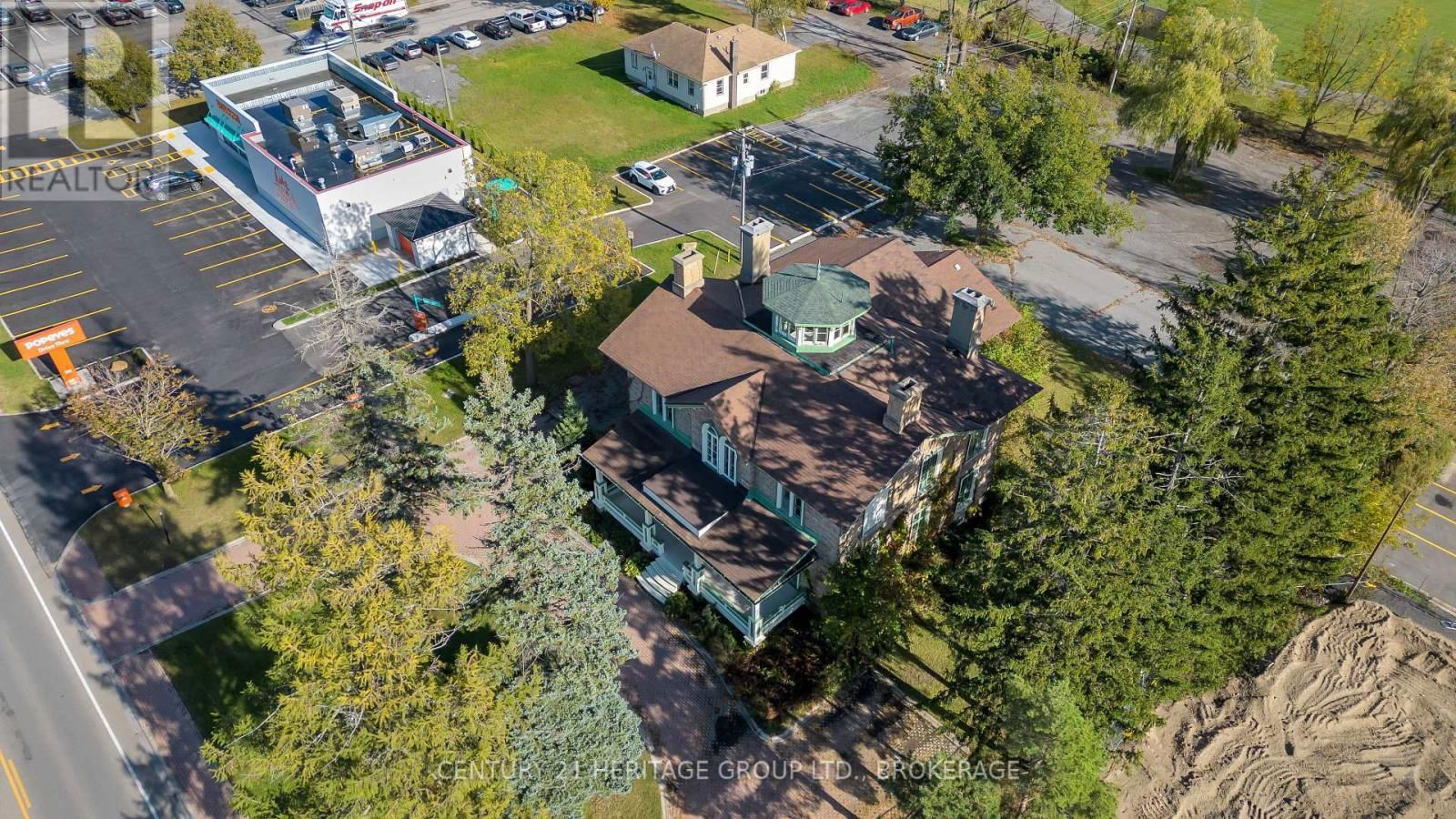 389 KING STREET EAST Image 4