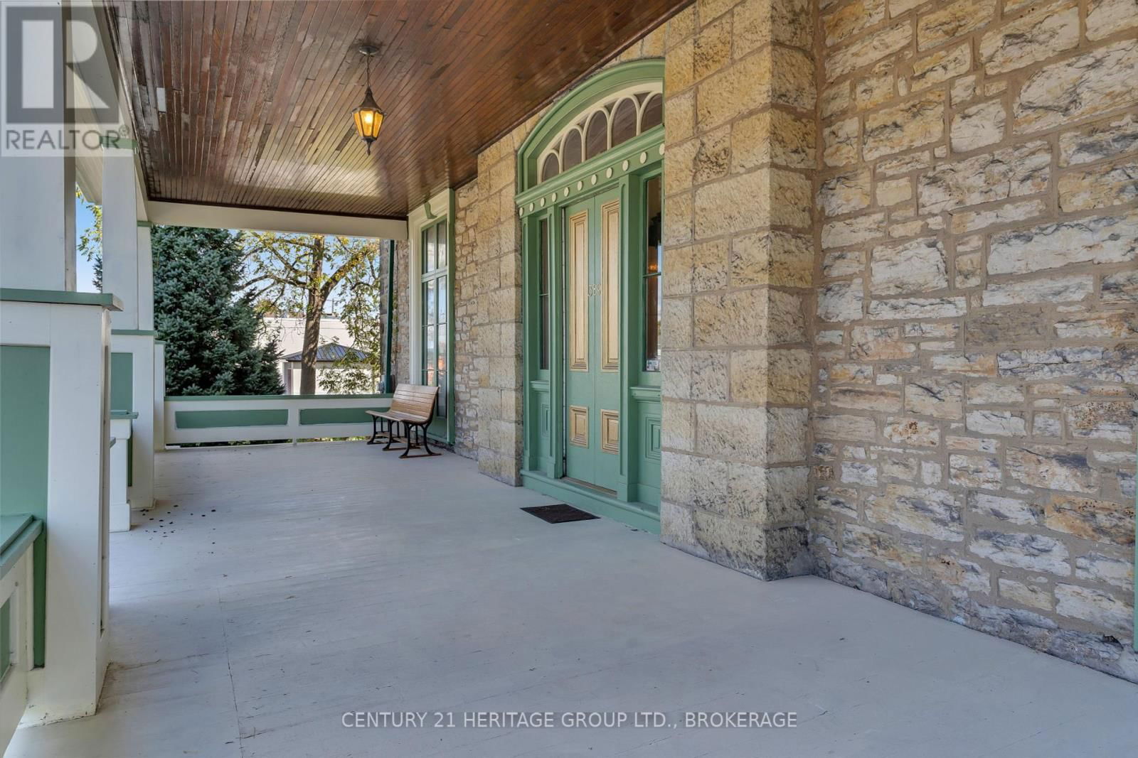 389 KING STREET EAST Image 6