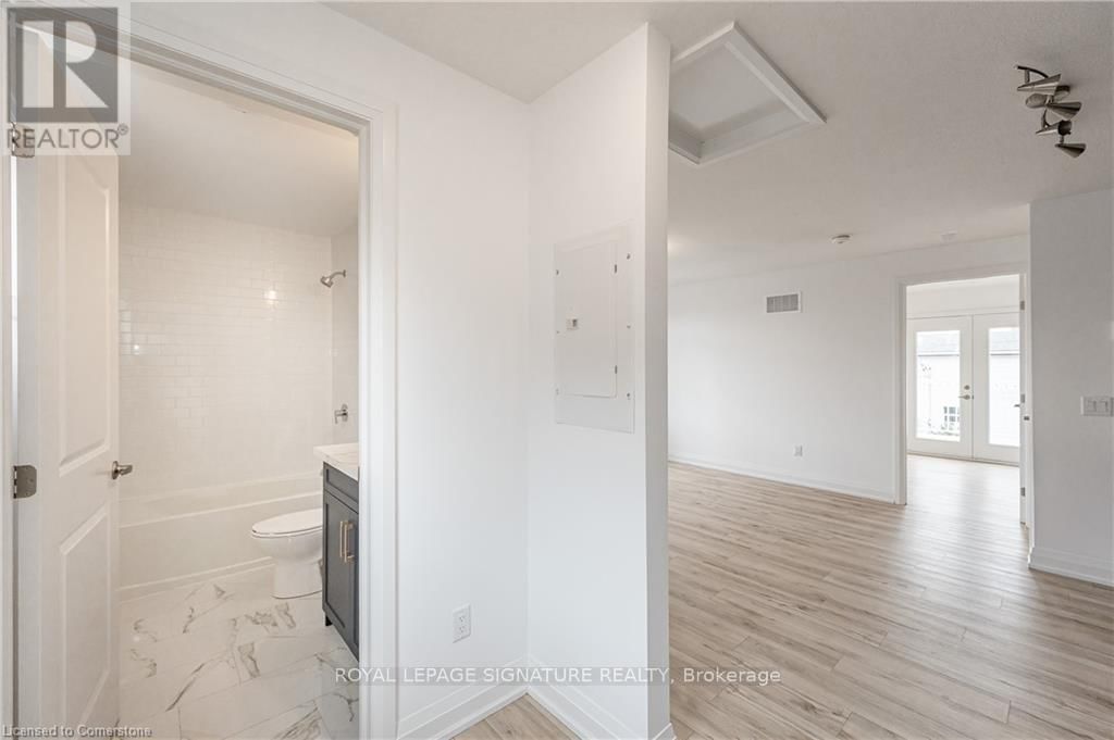 777 BEACH BOULEVARD Image 32
