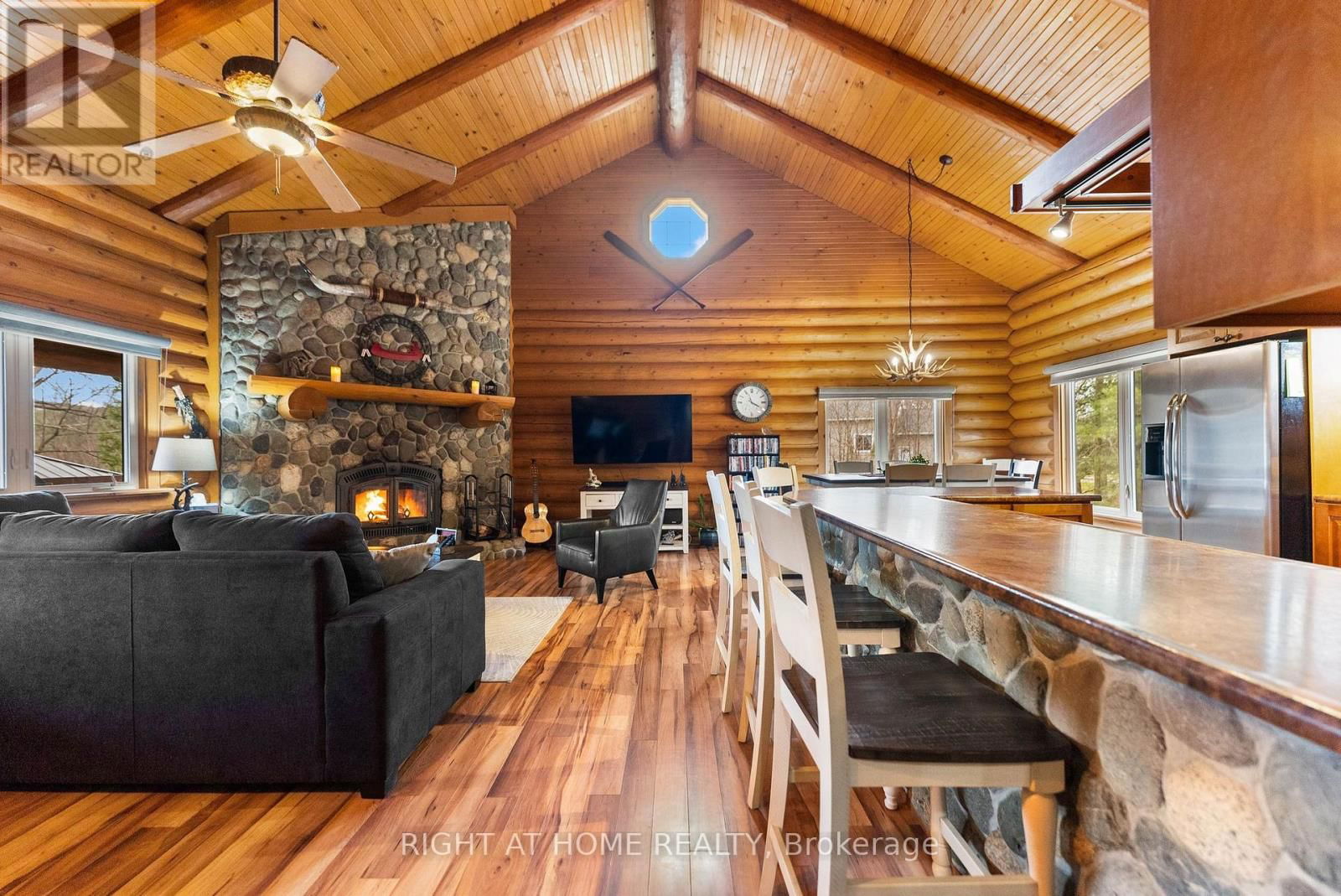 121 MUSKIE LANE Image 12
