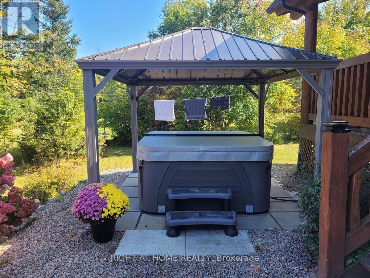 121 MUSKIE LANE Image 32
