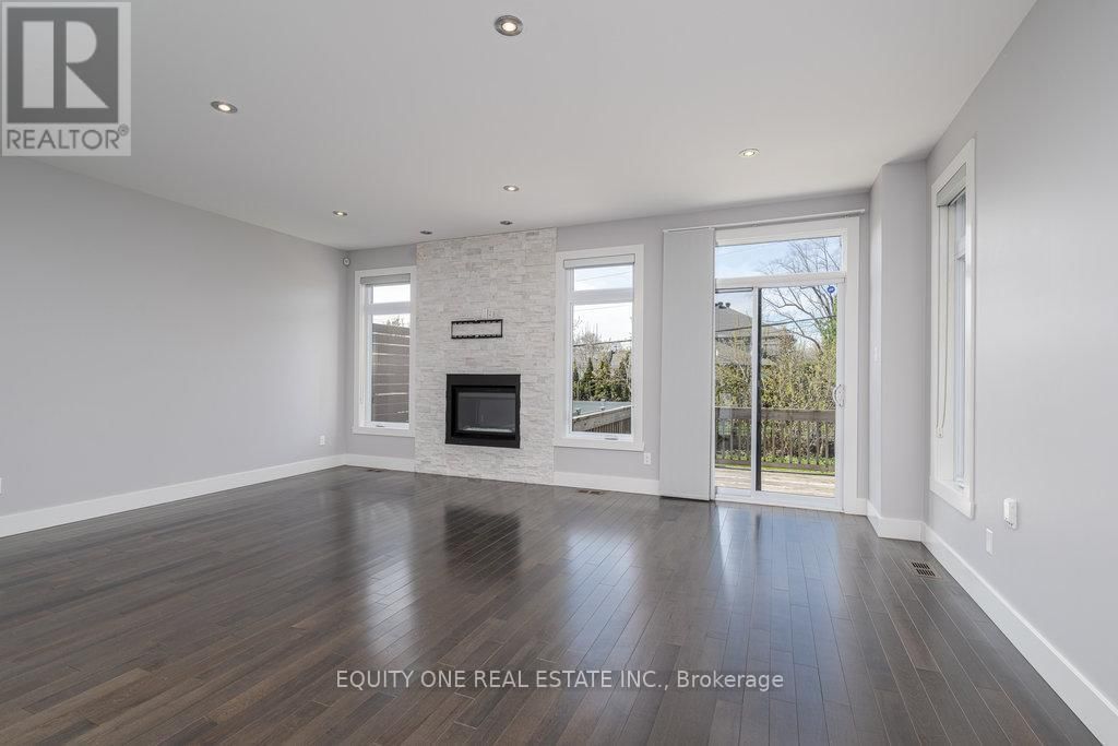 888 WOODROFFE AVENUE Image 11