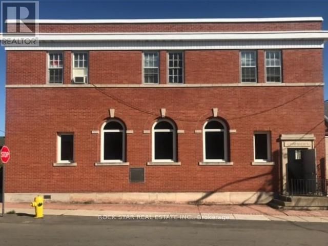 19 KING STREET WEST Image 26