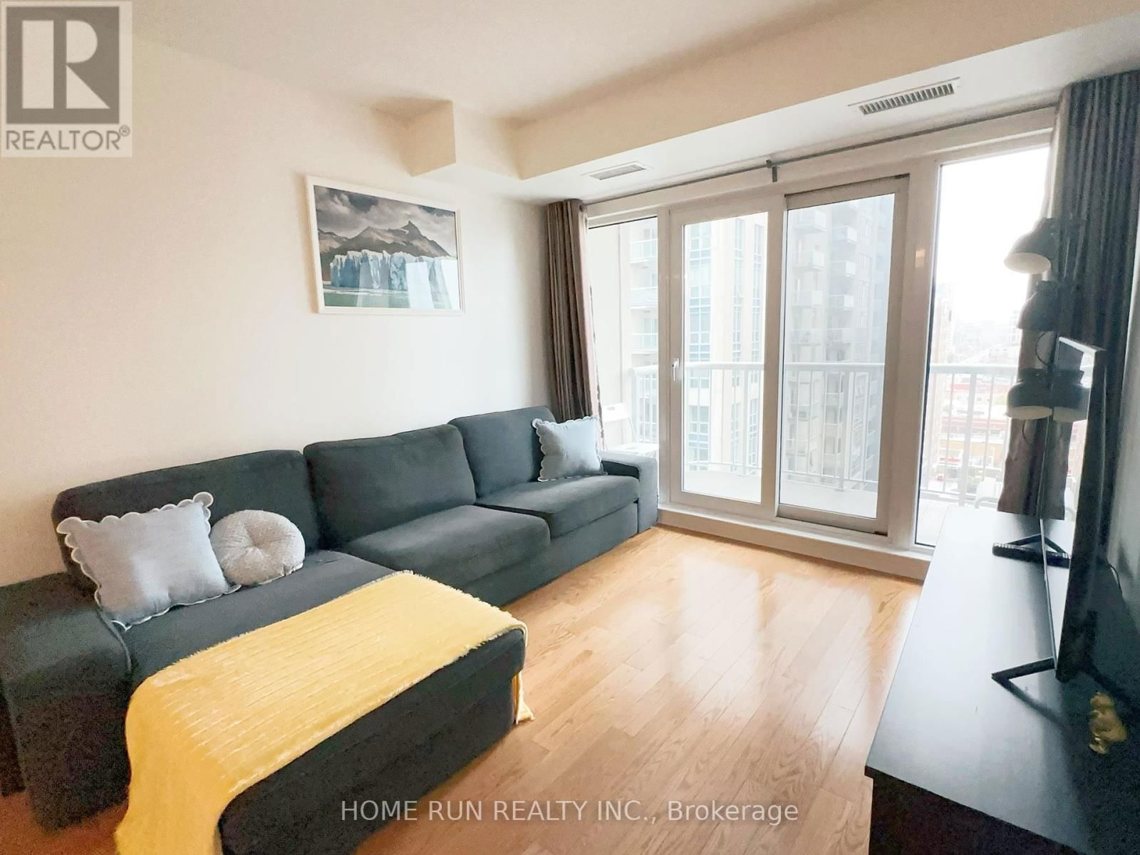 1506 - 234 RIDEAU STREET Image 6