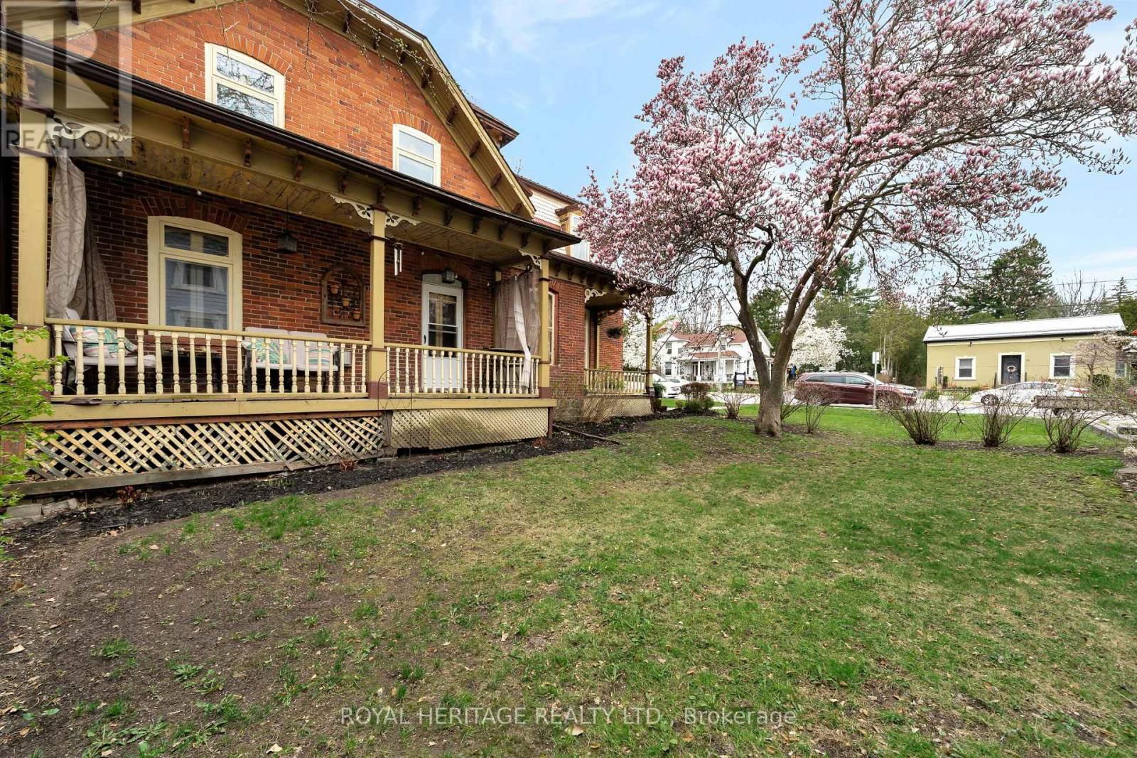 81 MAIN STREET Image 10