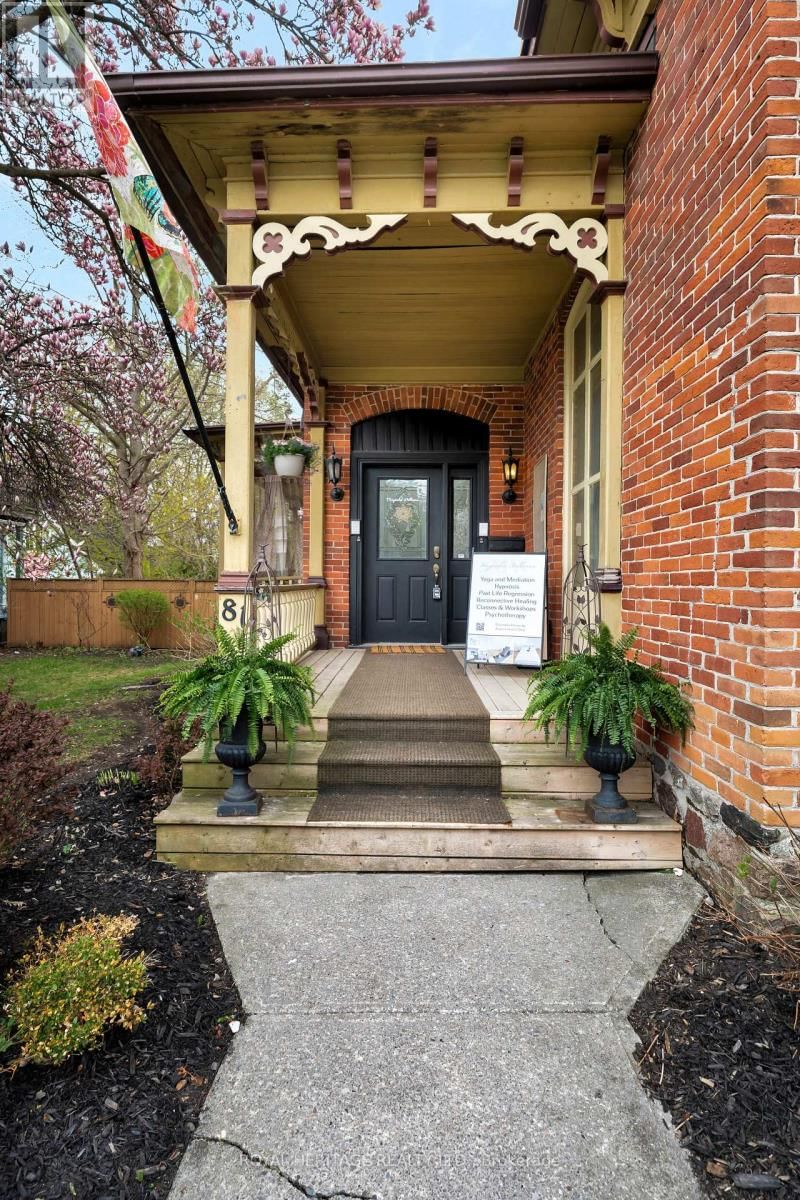 81 MAIN STREET Image 12