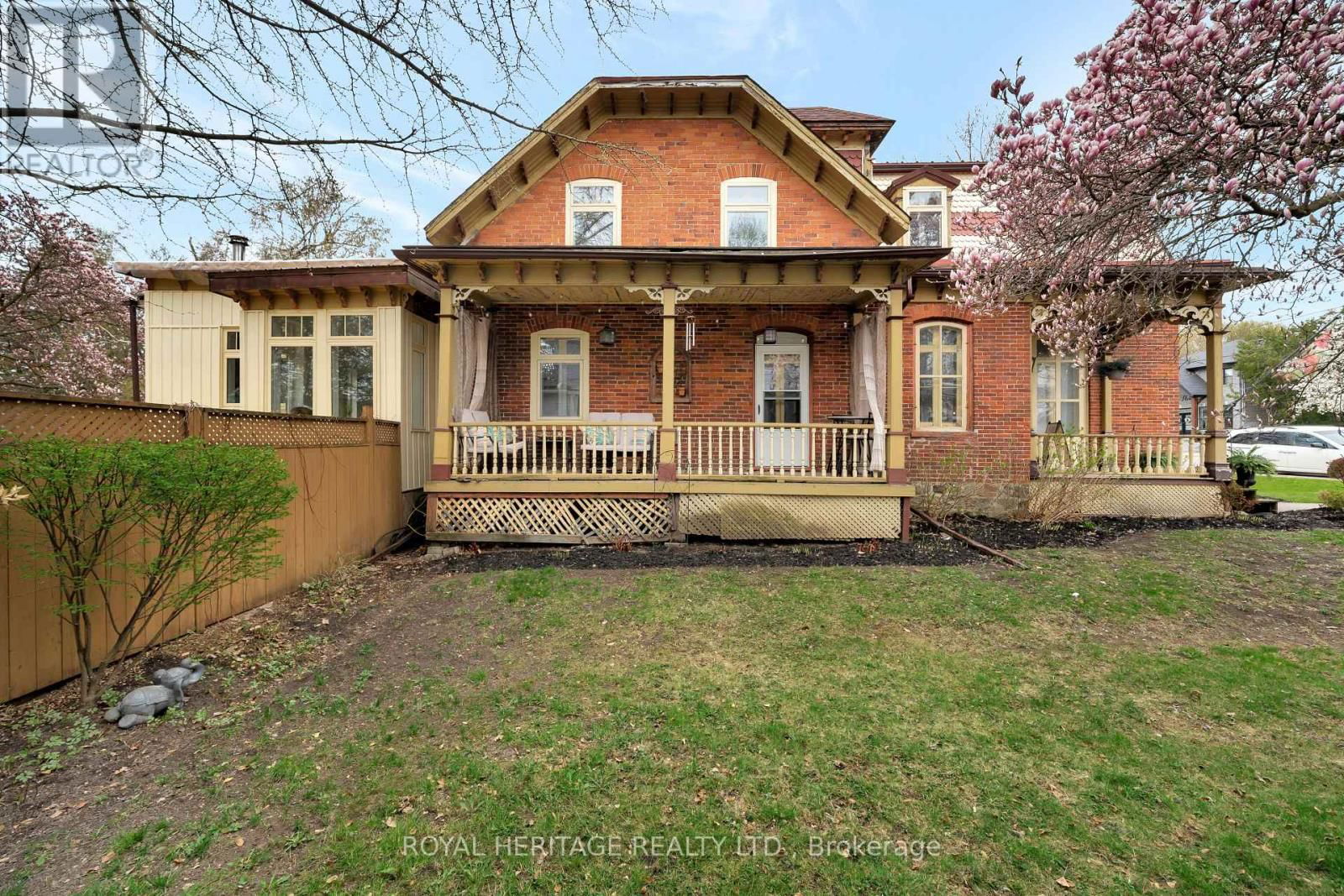 81 MAIN STREET Image 9