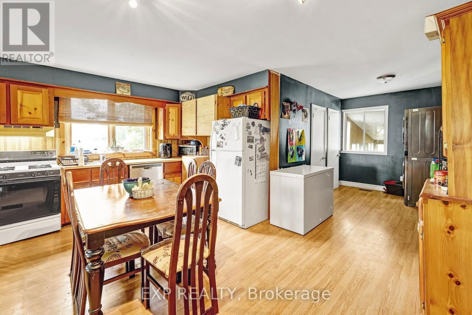 56 VICTORIA AVENUE EAST Image 12