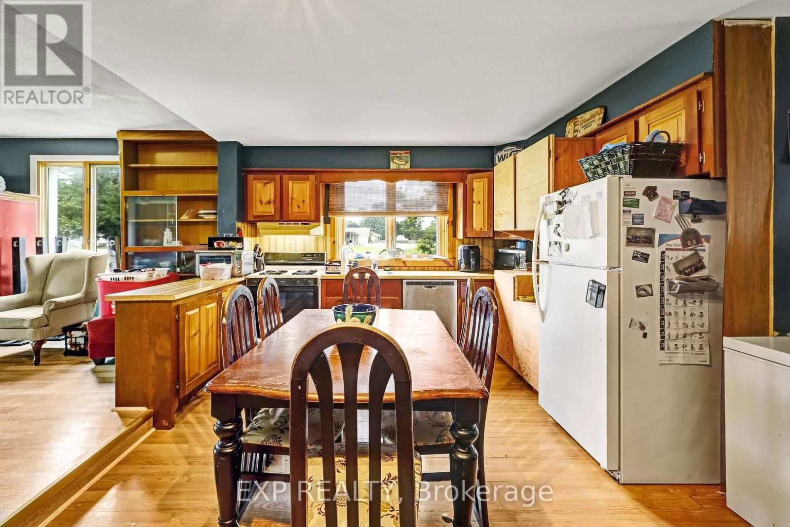 56 VICTORIA AVENUE EAST Image 13