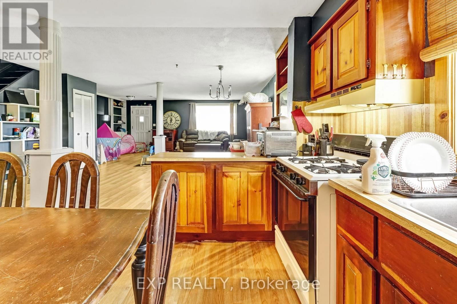 56 VICTORIA AVENUE EAST Image 15