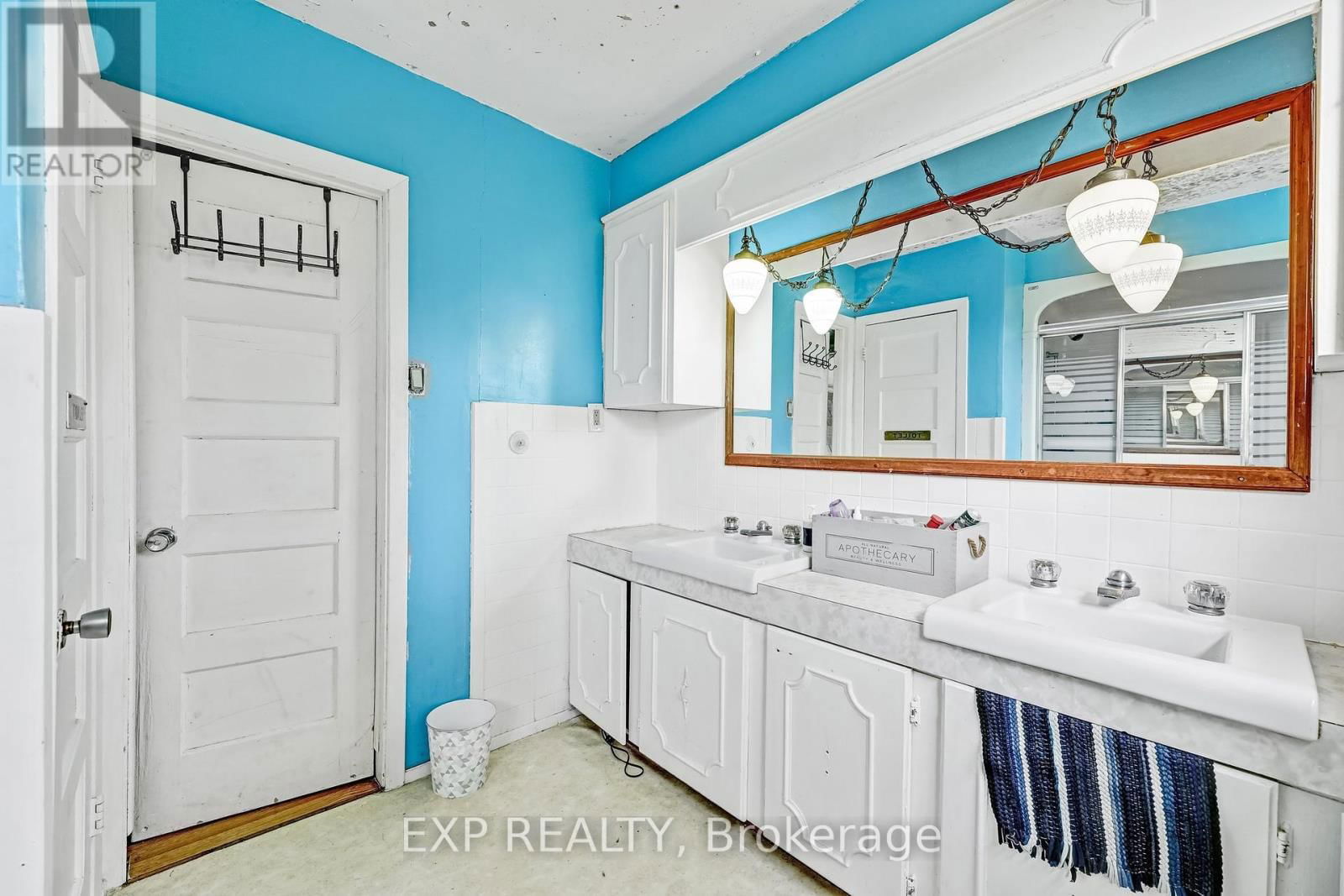 56 VICTORIA AVENUE EAST Image 24