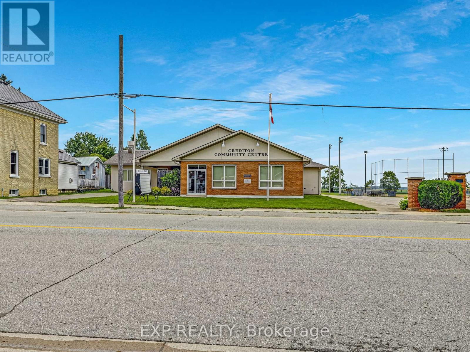 56 VICTORIA AVENUE EAST Image 35