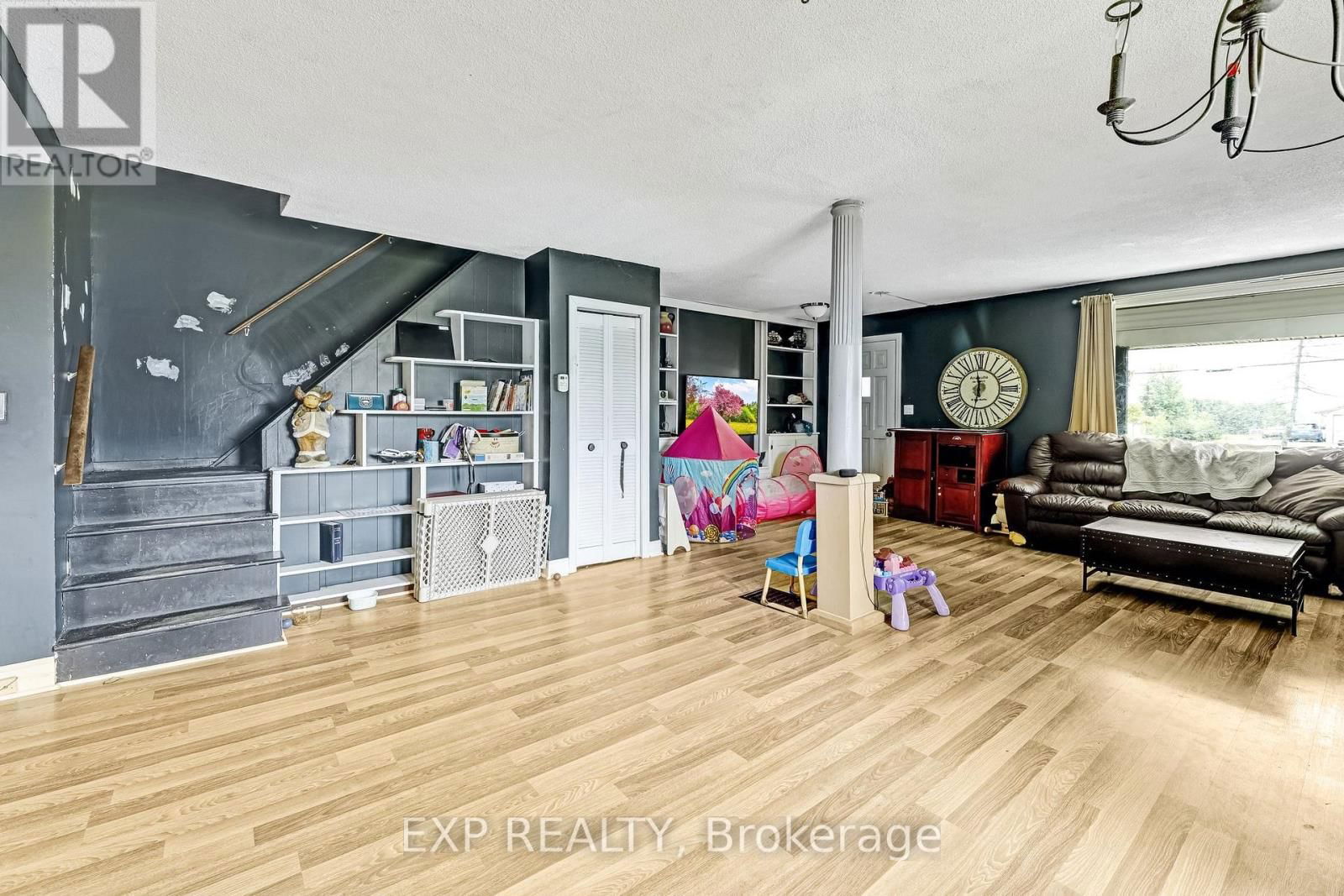 56 VICTORIA AVENUE EAST Image 6
