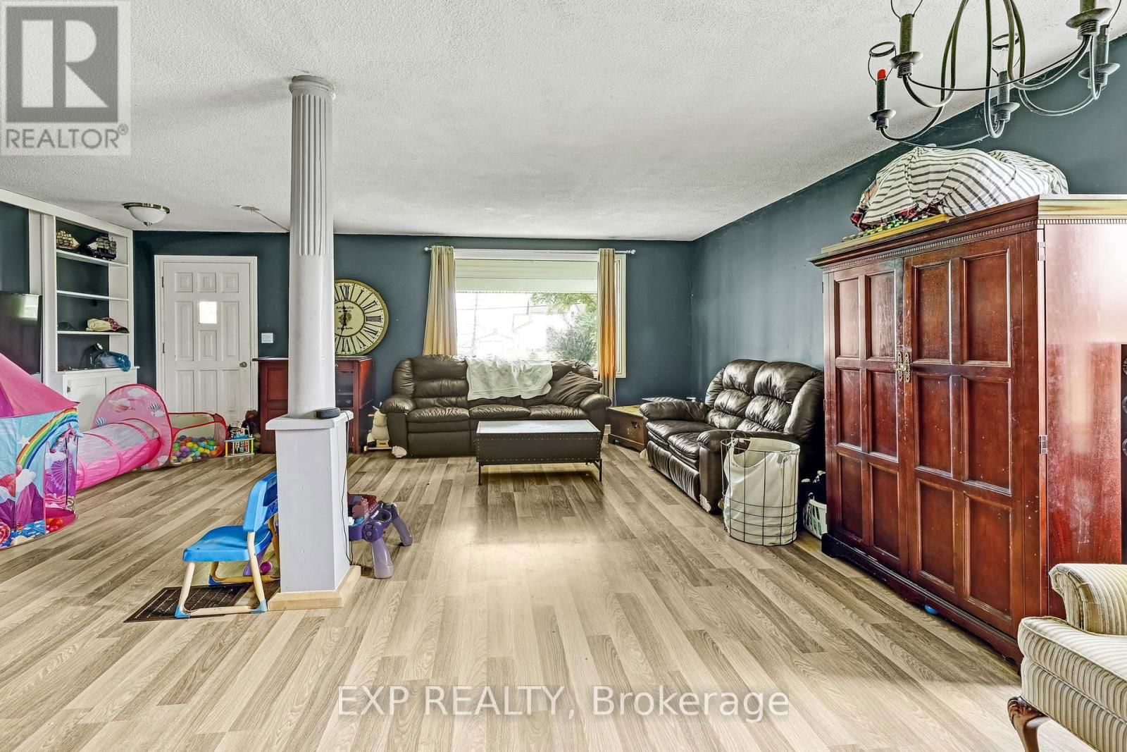 56 VICTORIA AVENUE EAST Image 8