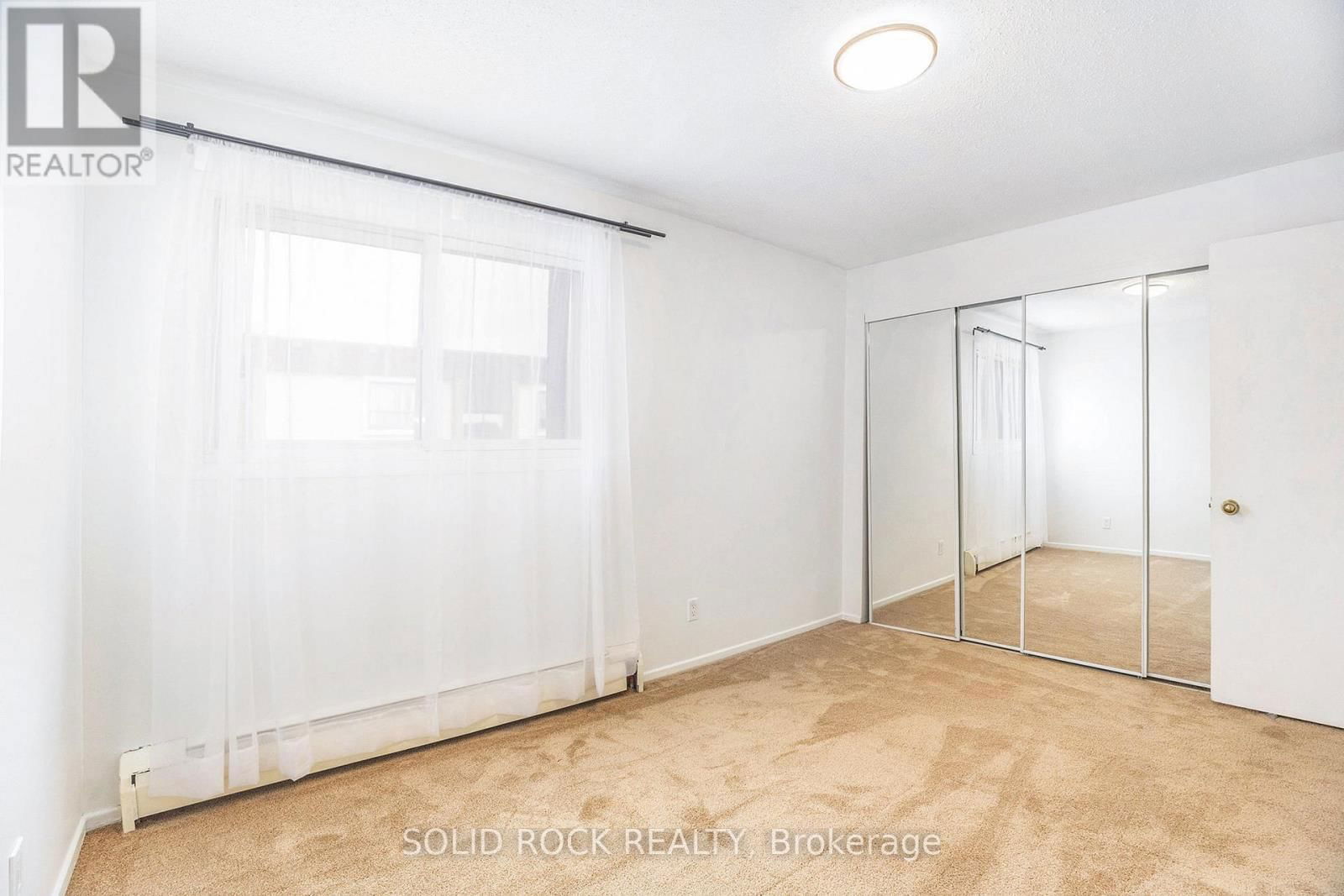 14 - 47 SUMAC STREET Image 12