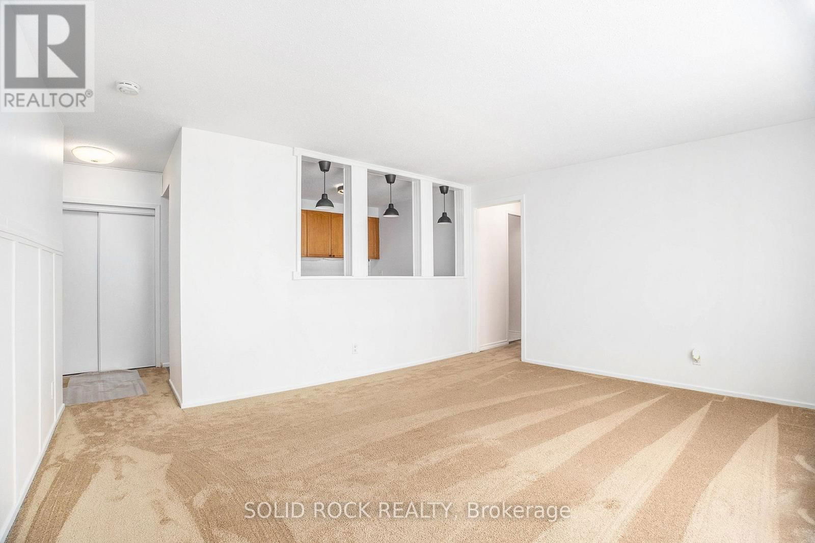 14 - 47 SUMAC STREET Image 5