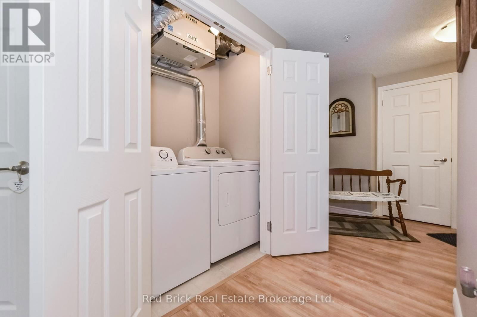 207 - 6492 GERRIE ROAD Image 6