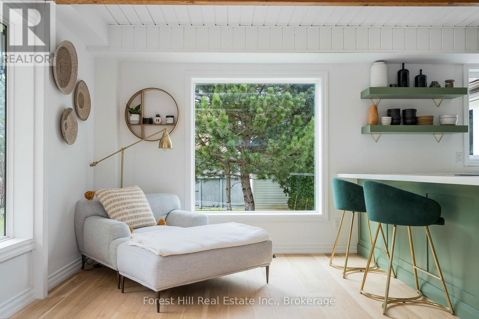 144 BROOKER BOULEVARD Image 21