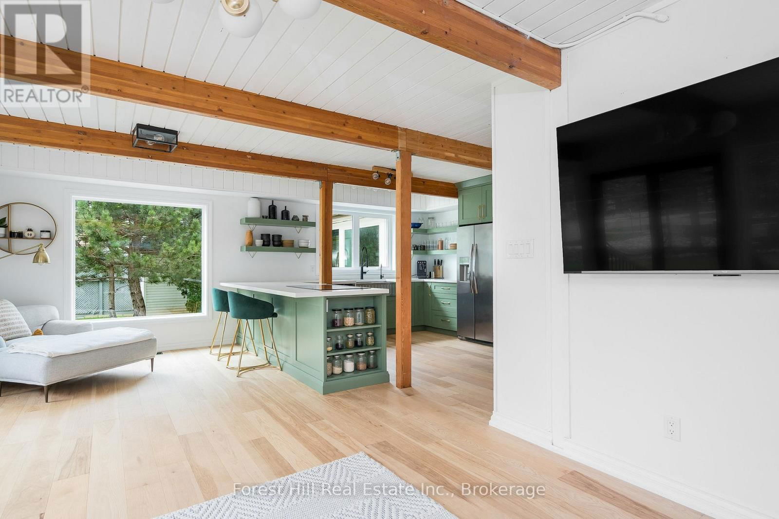 144 BROOKER BOULEVARD Image 24