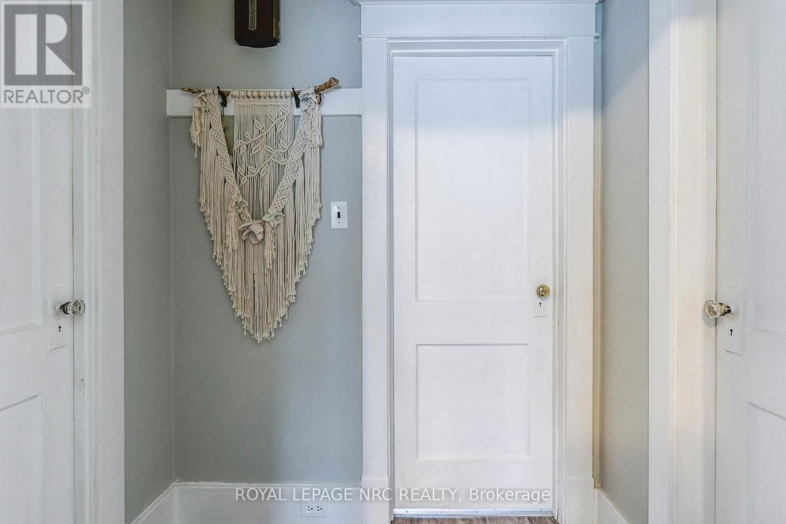 6130 MURRAY STREET Image 20