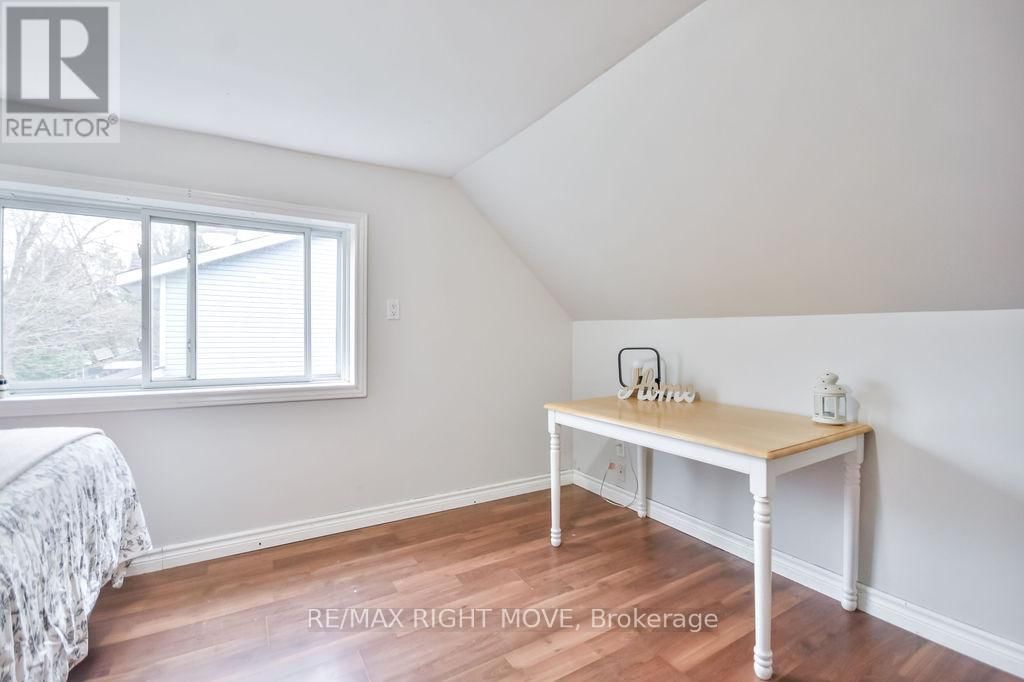 198 WOODCHESTER AVENUE Image 28
