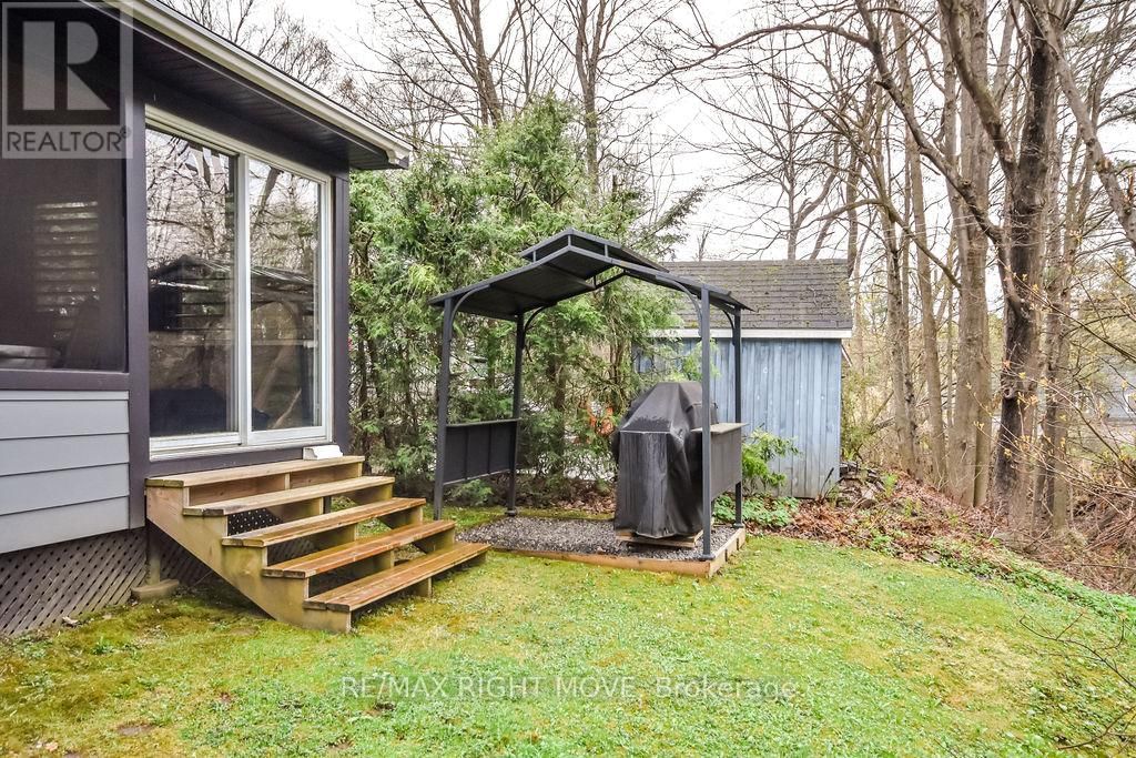 198 WOODCHESTER AVENUE Image 40