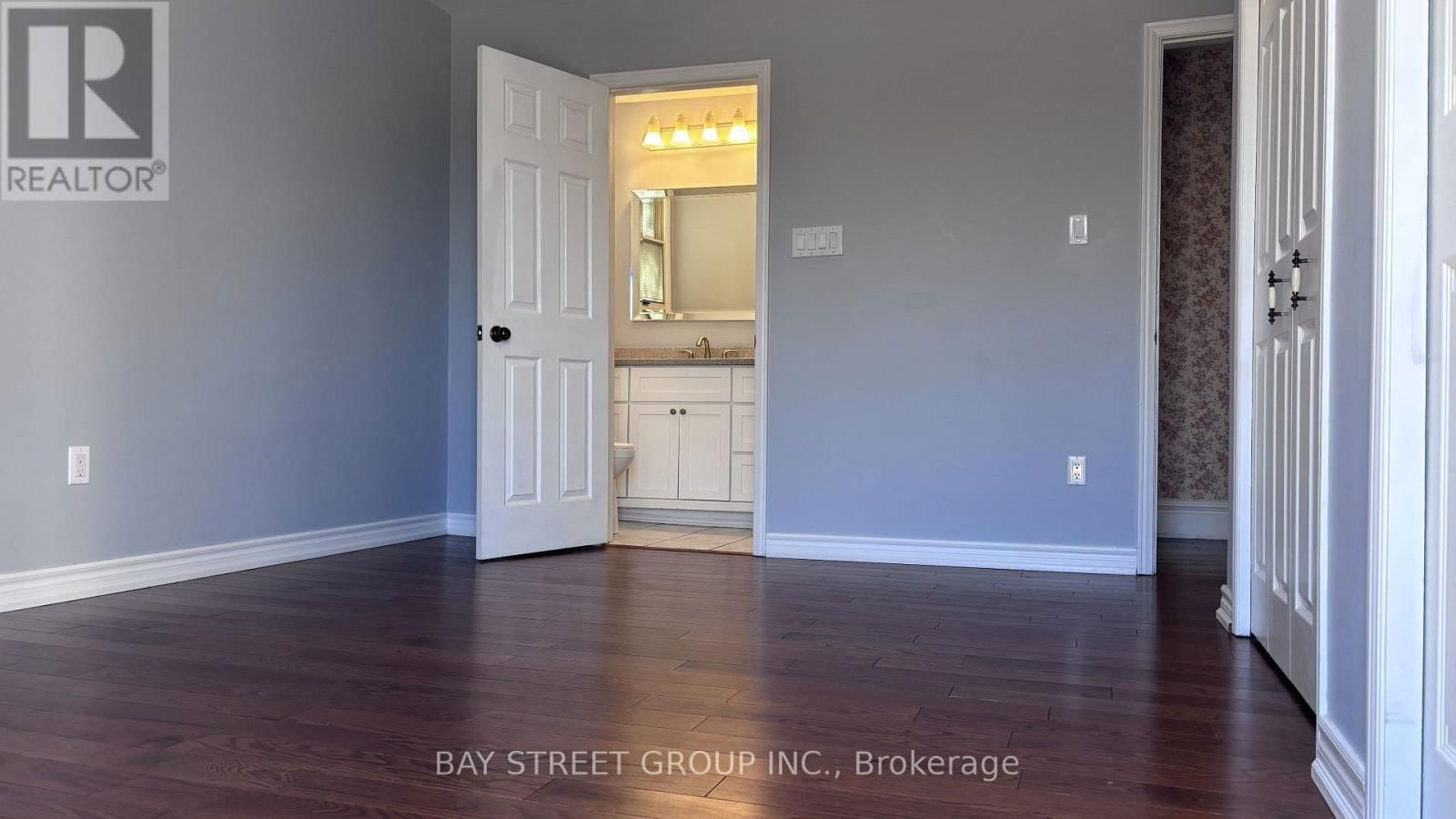 8 LAKESHORE DRIVE Image 15