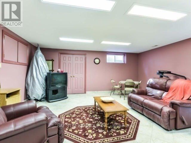 8 LAKESHORE DRIVE Image 39
