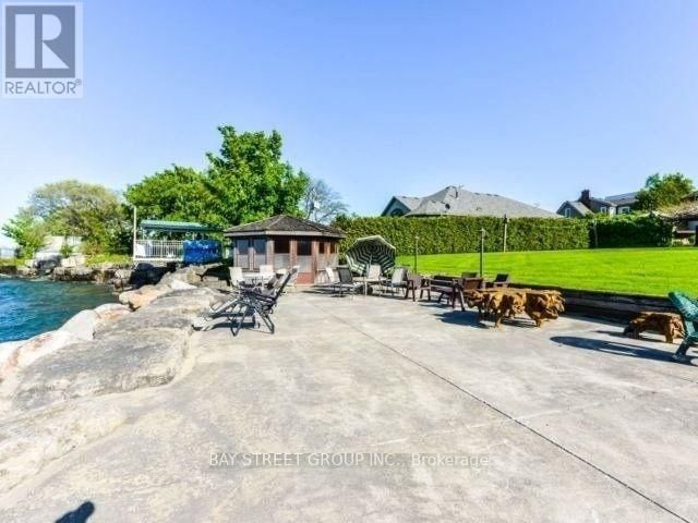 8 LAKESHORE DRIVE Image 4