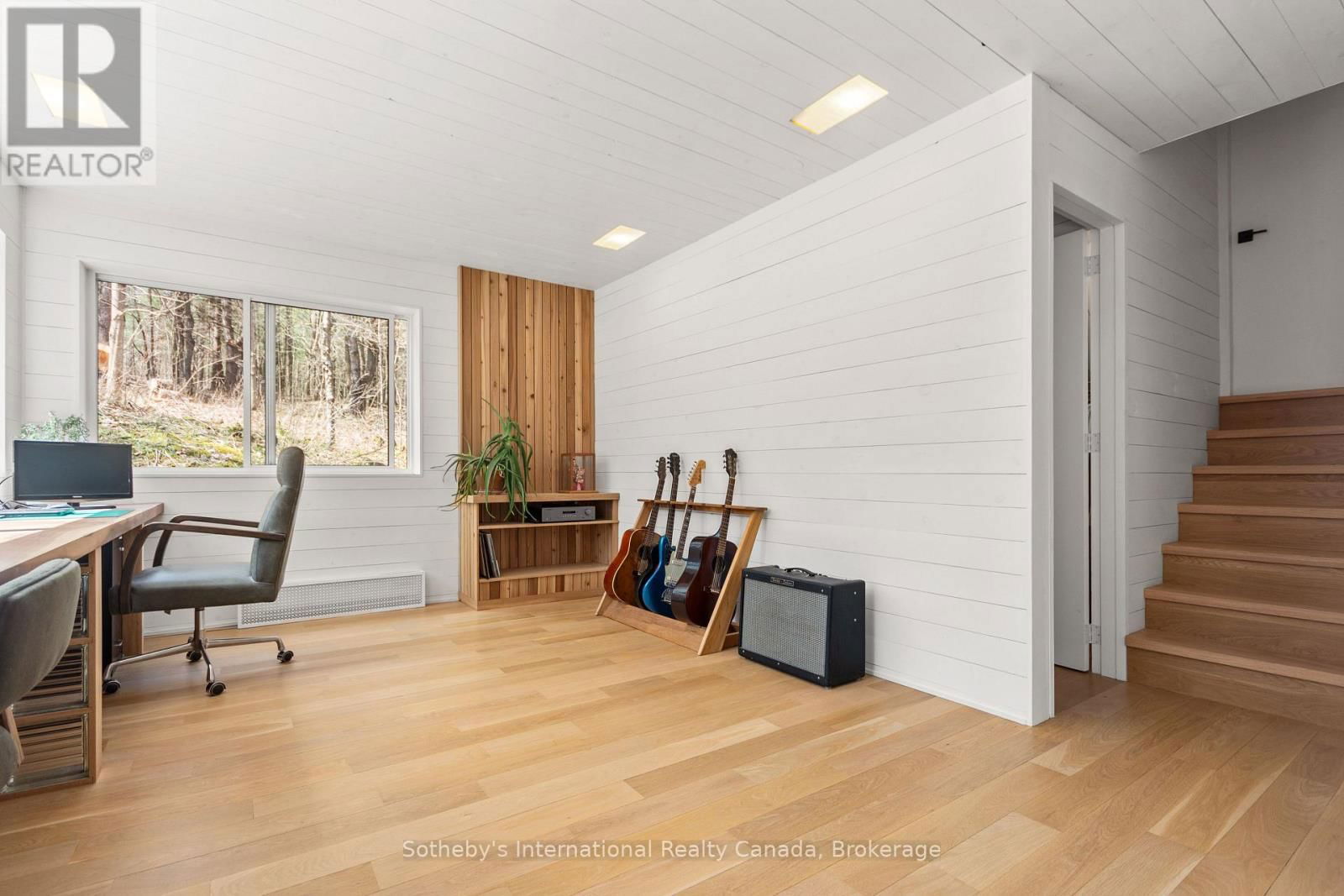 1100 WHITES ROAD Image 14