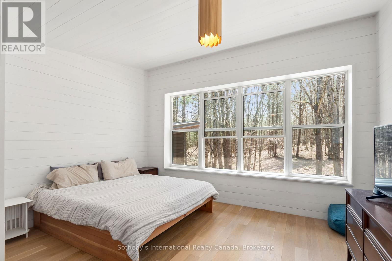 1100 WHITES ROAD Image 15