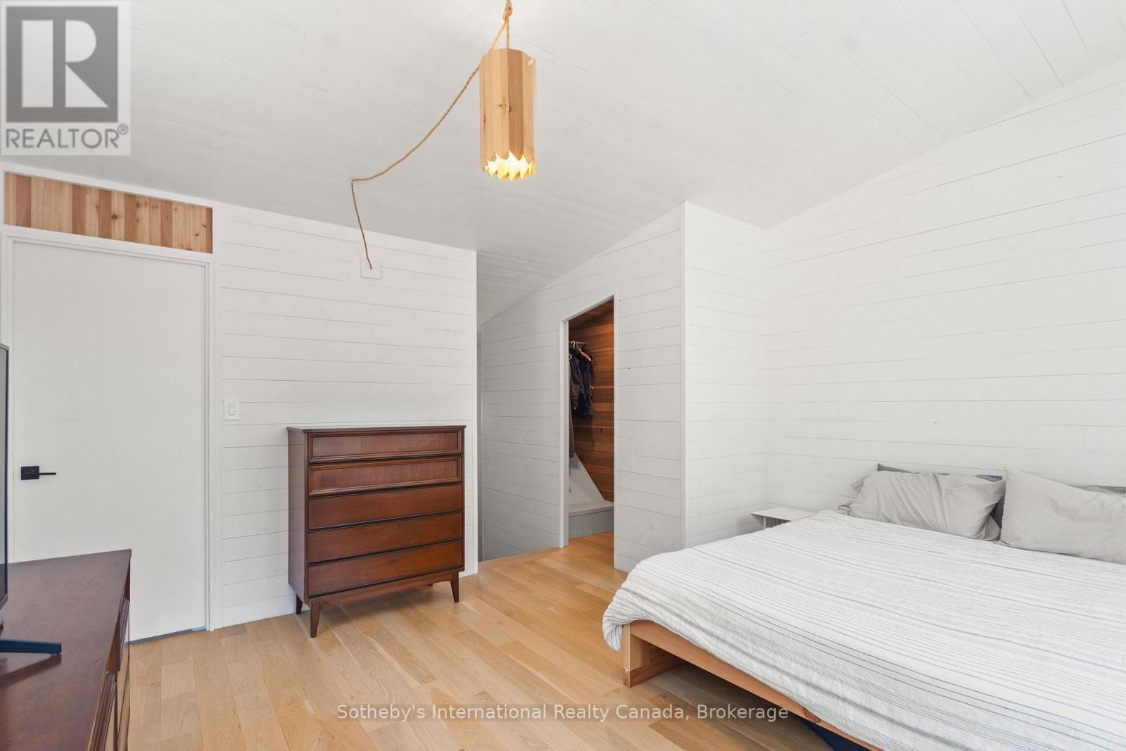 1100 WHITES ROAD Image 16