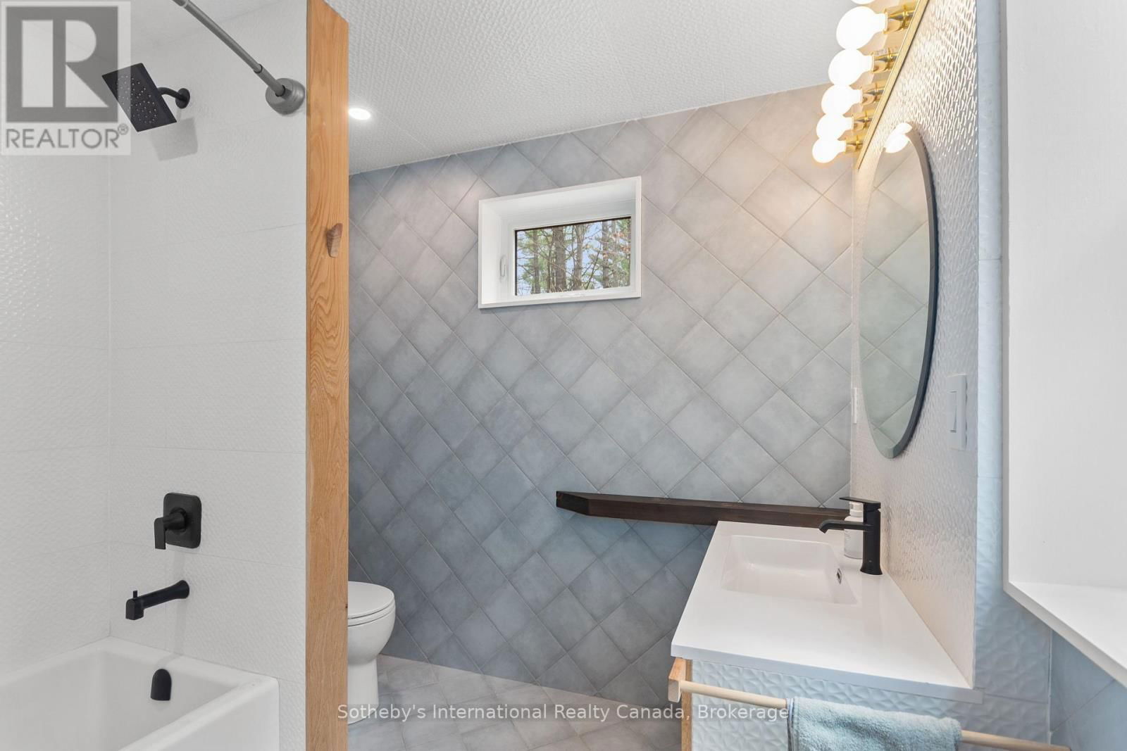 1100 WHITES ROAD Image 22