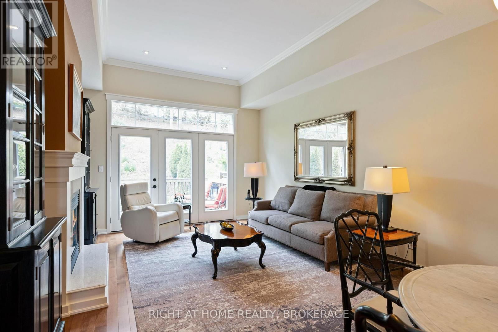 17 - 2880 KING STREET Image 11