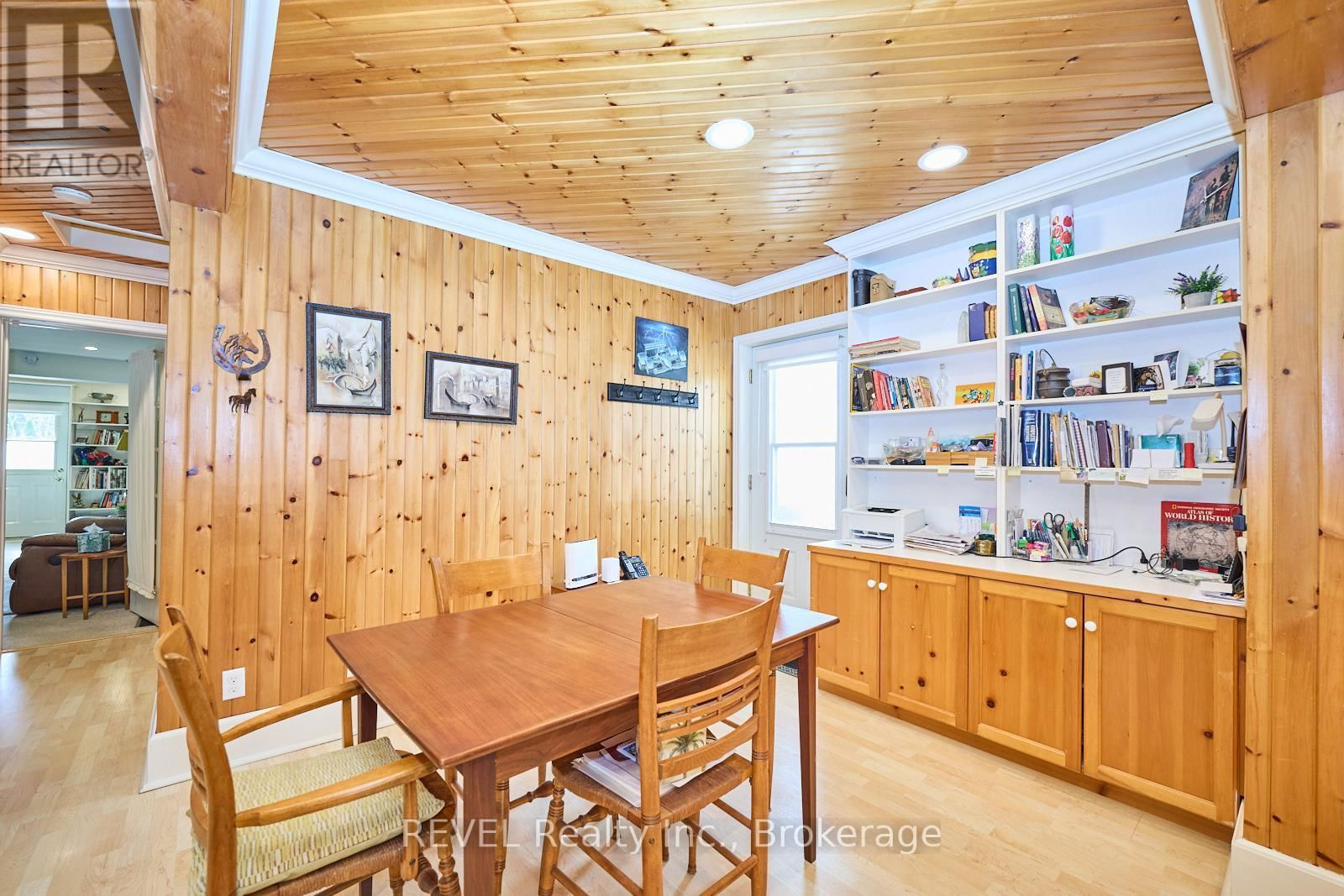 267 VICTORIA STREET Image 12