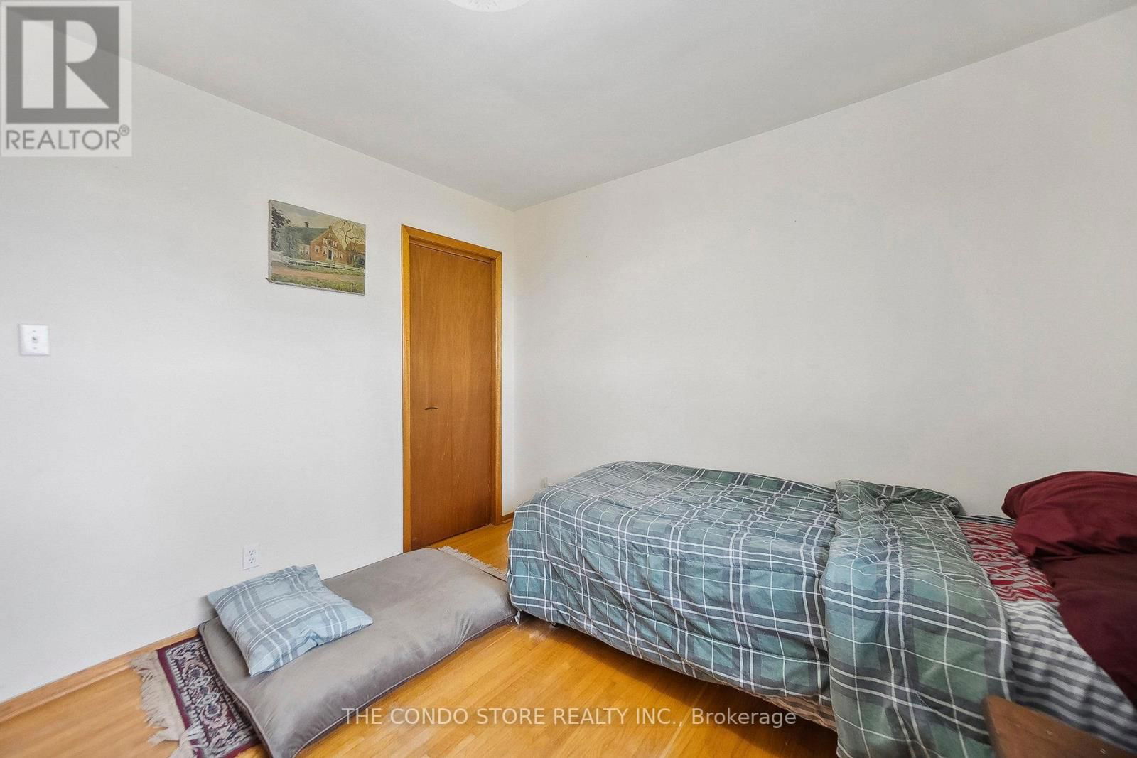 283 INMAN ROAD Image 13