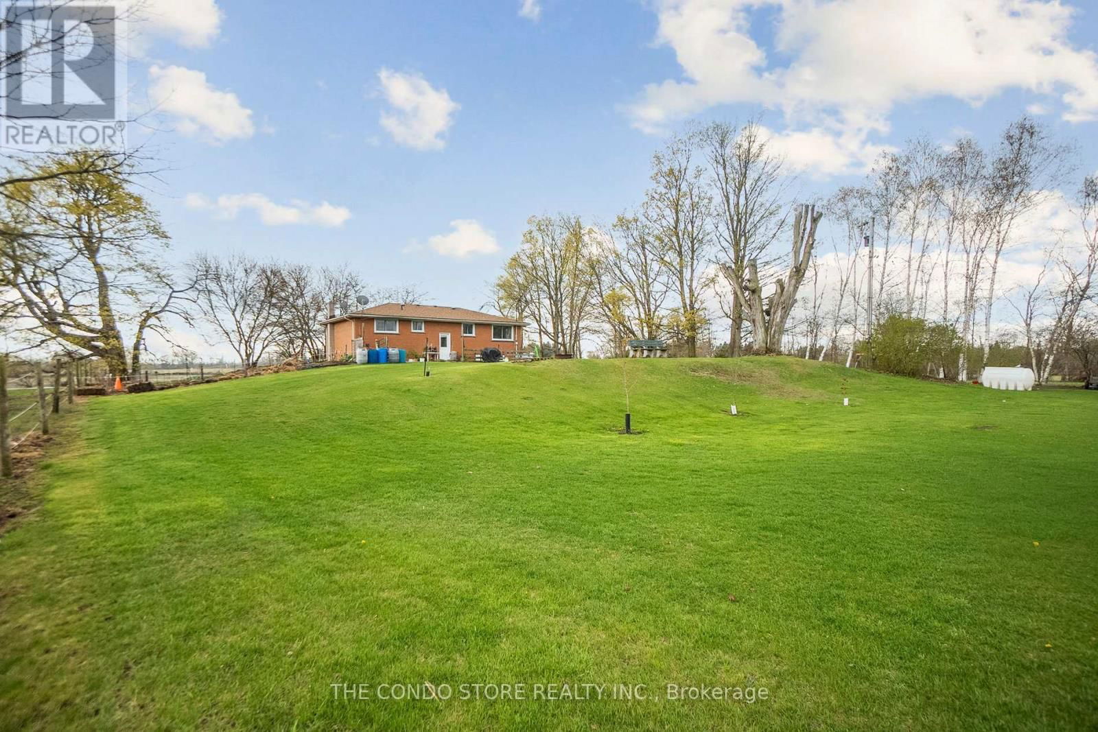 283 INMAN ROAD Image 3