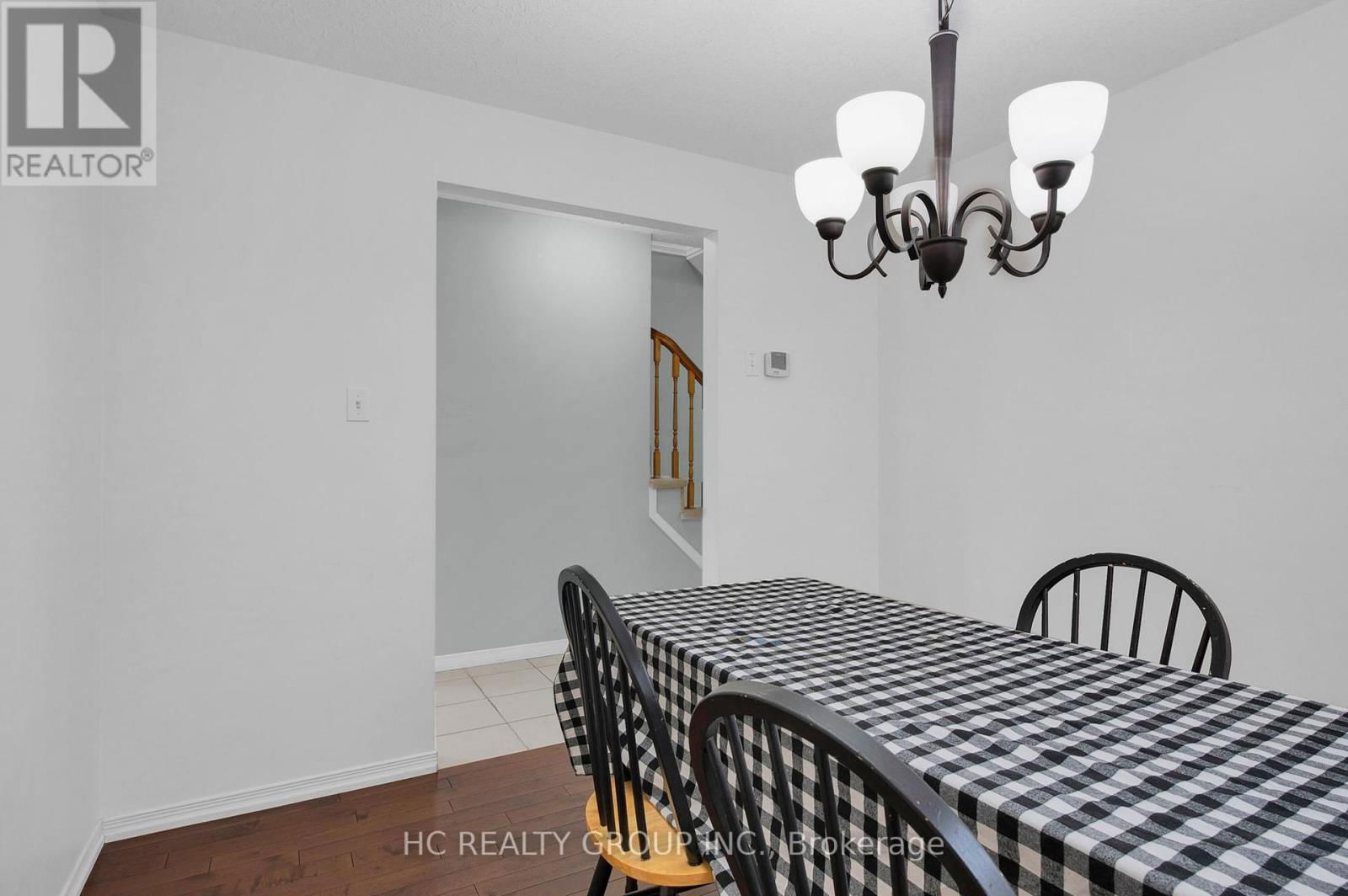 69 GIBBS CRESCENT Image 17