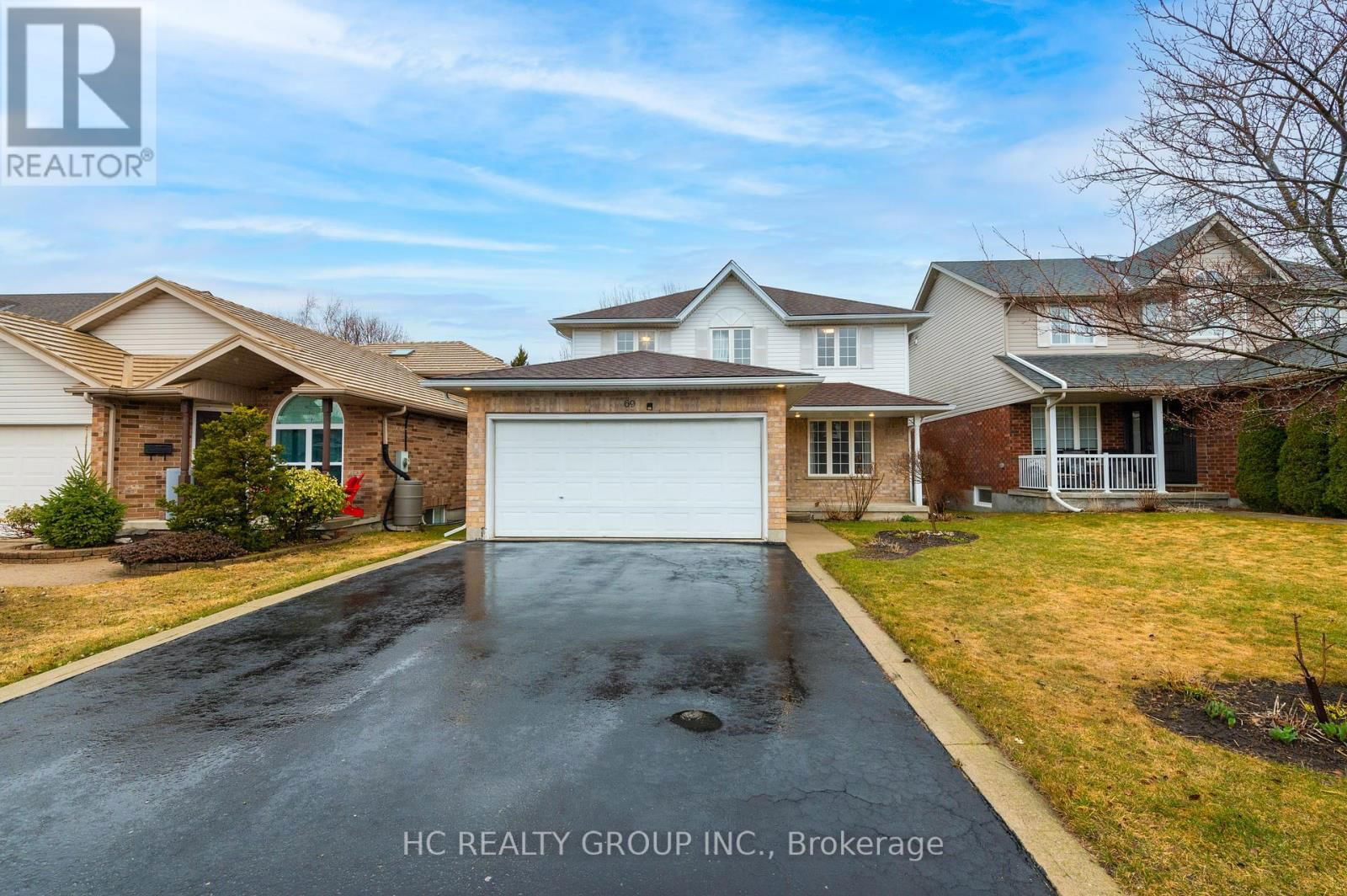 69 GIBBS CRESCENT Image 2