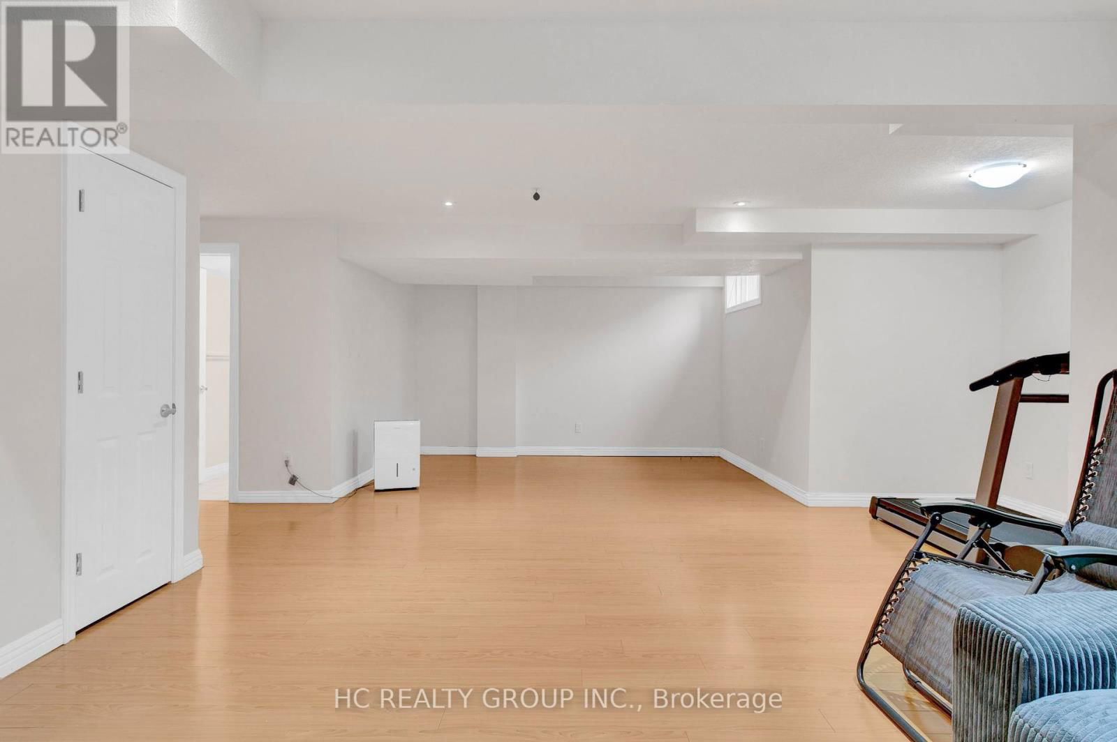 69 GIBBS CRESCENT Image 22