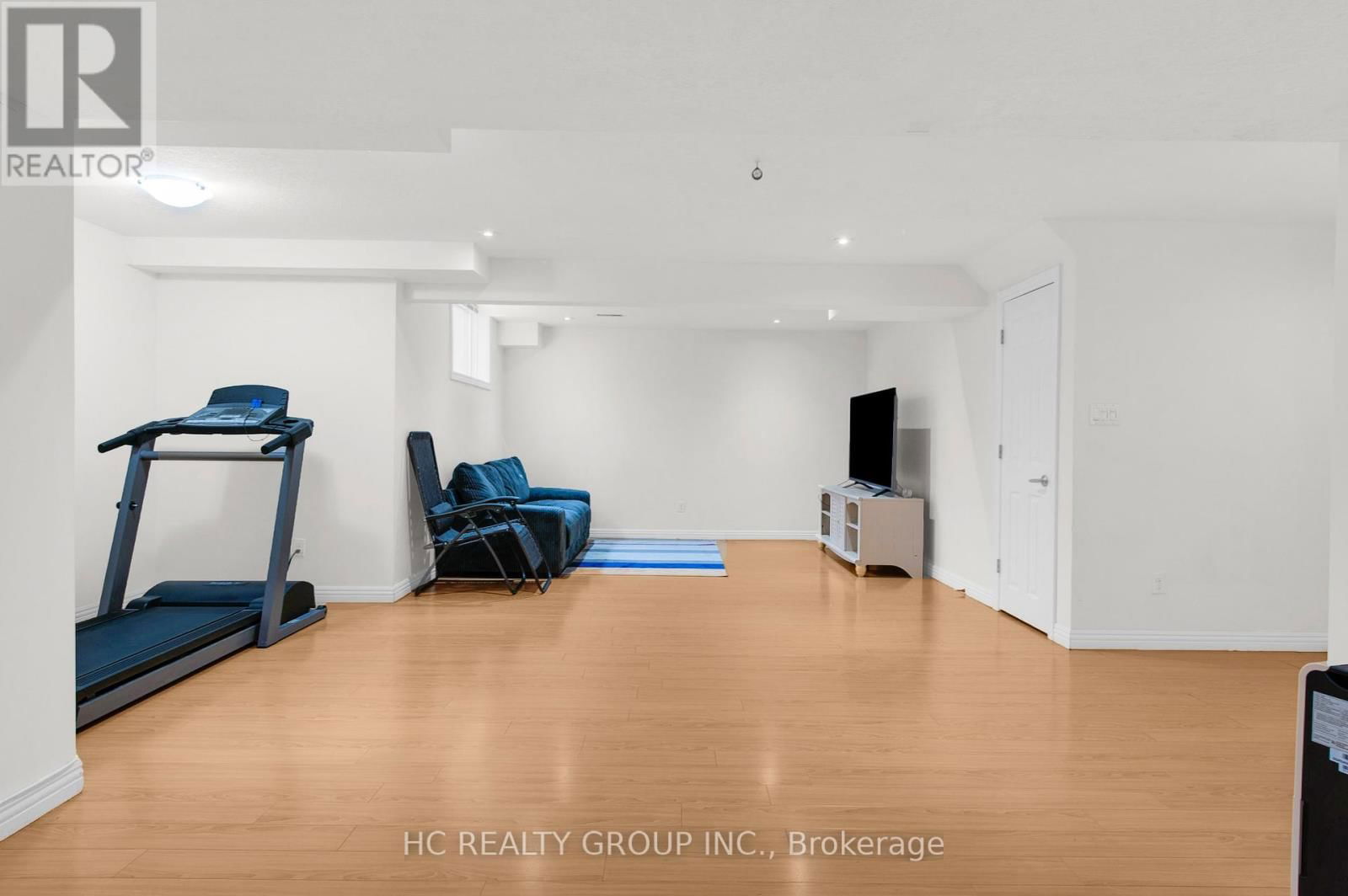 69 GIBBS CRESCENT Image 24