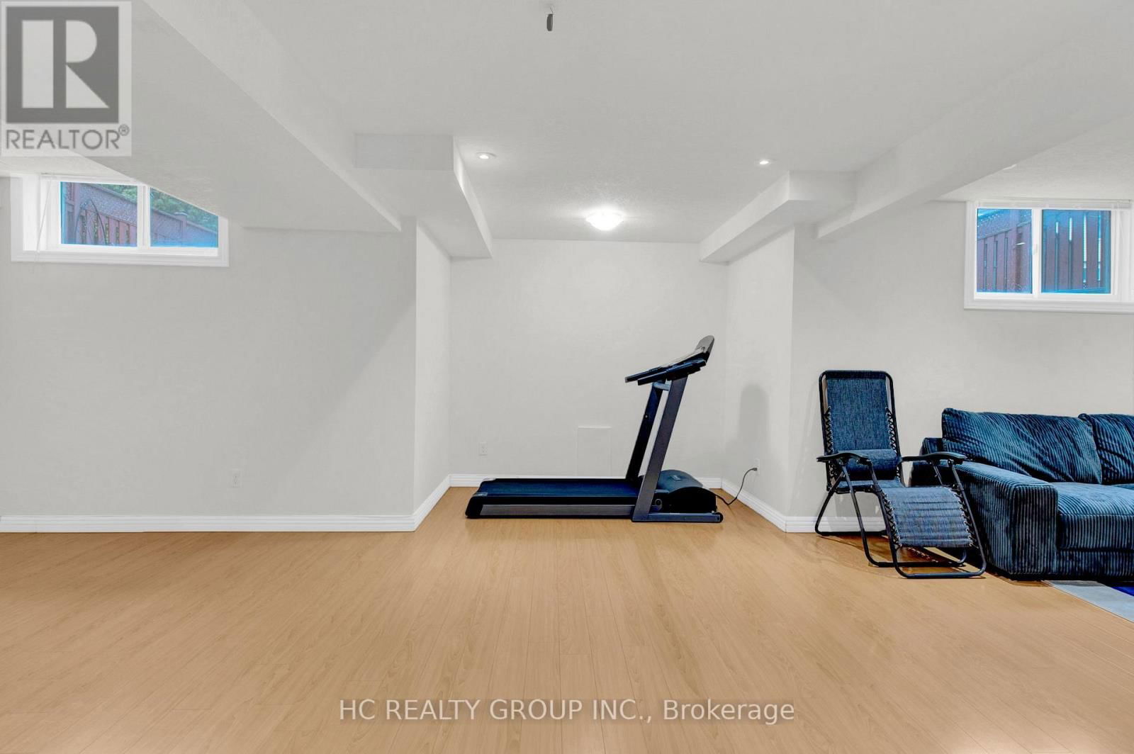 69 GIBBS CRESCENT Image 25
