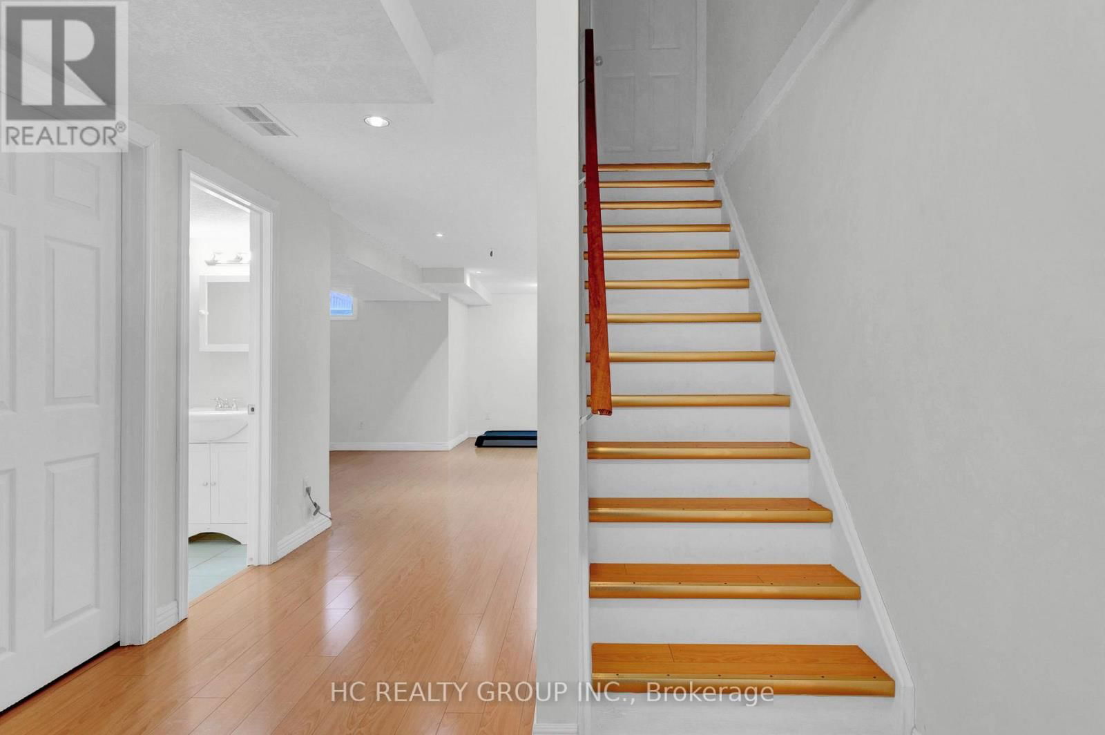 69 GIBBS CRESCENT Image 28