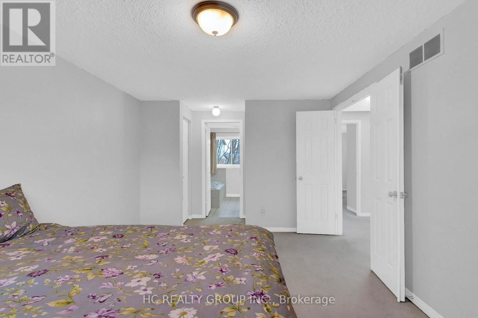 69 GIBBS CRESCENT Image 37