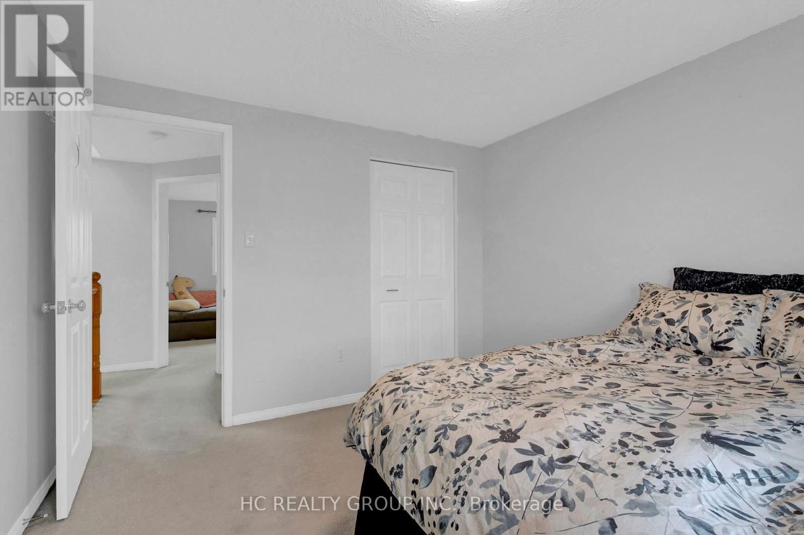 69 GIBBS CRESCENT Image 39