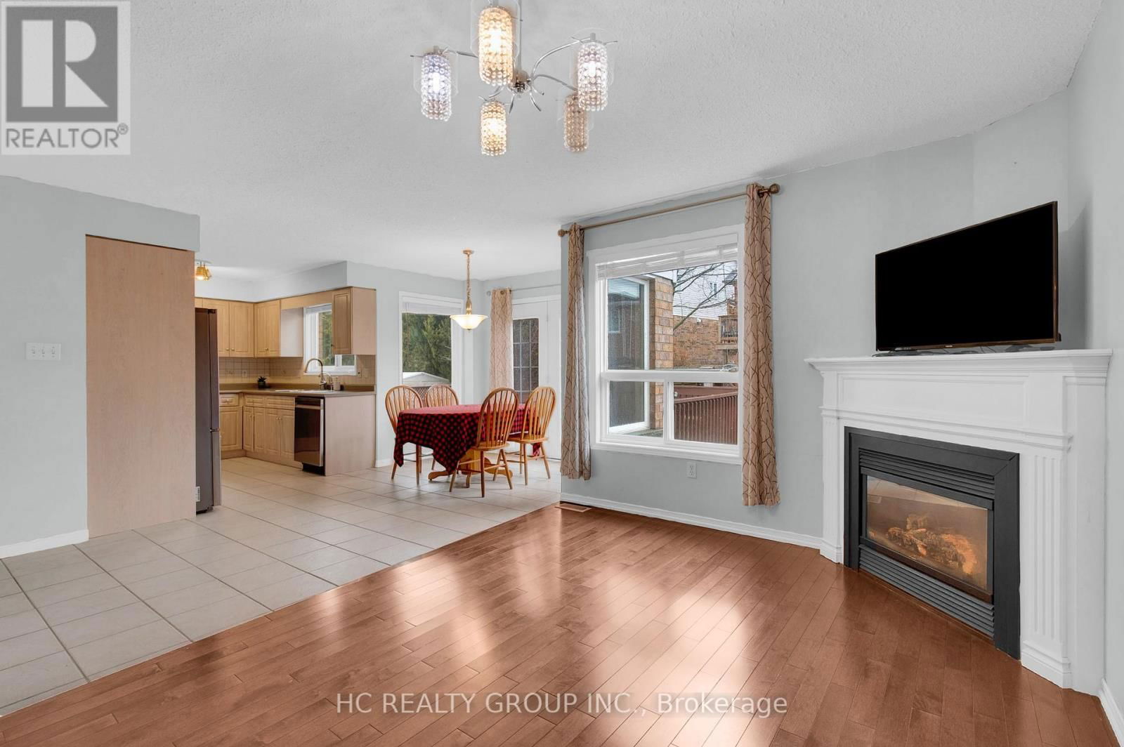 69 GIBBS CRESCENT Image 9